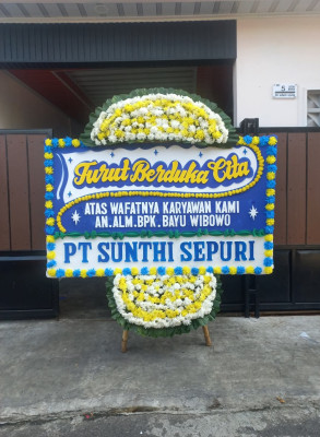 Papan Bunga Duka di Timur Indah